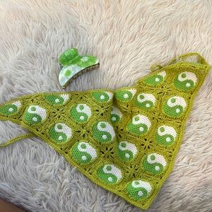 Urban outfitters yin Yang green bandana and hair clip